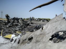 Los investigadores seguirán su trabajo en otras secciones donde se hallaron partes de la aeronave. AFP /