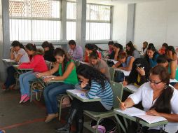 El examen nacional para ocupar una de las plazas en educación básica y media superior se realizó el pasado 12 y 13 de julio. ARCHIVO /