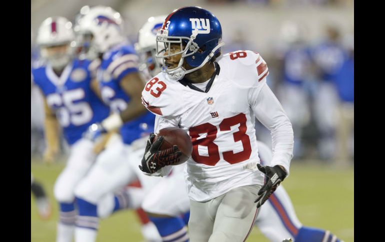 El receptor de Nueva York, Preston Parker (83) durante el partido contra Buffalo. AFP /