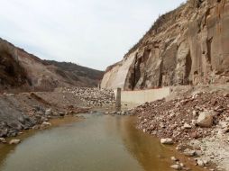 La construcción de la presa que le dará abasto a León ha presentado problemas desde sus inicios. ARCHIVO /