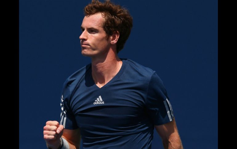 Murray logró ganar con contundencia a su joven rival en Canadá. AFP /