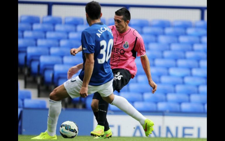 Héctor Herrera fue uno de los jugadores más destacados del Tri en el Mundial 2014. Foto: @FCPorto. ESPECIAL /