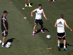 Ancelotti realiza la práctica con 22 jugadores en la Ciudad deportiva de Valdebebas. EFE /