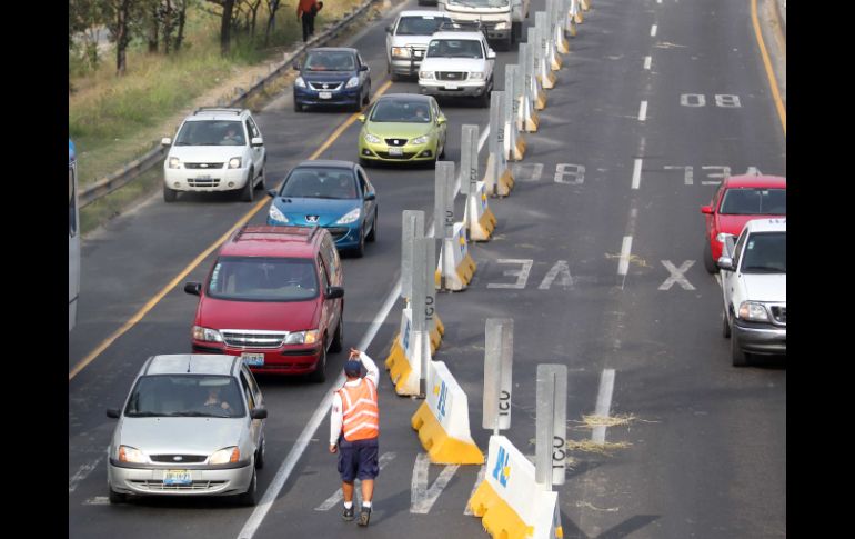 La obra de pavimentación de Acueducto no requerirá cerrar la totalidad de la avenida,sino que se hará por carriles. ARCHIVO /