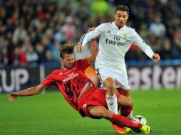 Un doblete del portugués Cristiano Ronaldo dio hoy la Supercopa de Europa al Real Madrid. AFP /