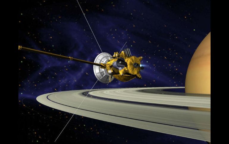 La nave 'Cassini' está en una misión en el planeta Saturno. ESPECIAL /