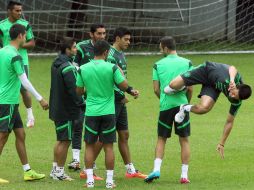 El Tri podría tener una 'revancha' ante el cuadro que lo eliminó de Brasil 2014. ARCHIVO /