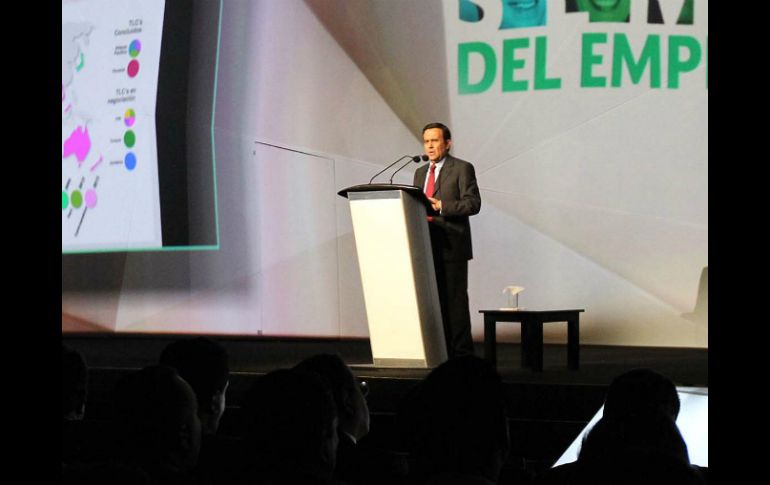 Ildefonso Guajardo participa en la Semana del Emprendedor. NTX /