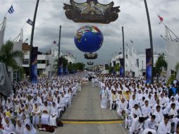 A la Santa Convocación llegan personas de 45 países.  /