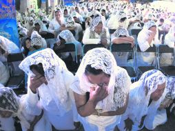 EL GRAN DÍA. Decenas de miles de fieles cantaron, oraron y lloraron en la Santa Convocación, el acto cumbre de la congregación.  /