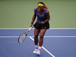 Serena Williams ganó con parciales de 2-6, 6-2 y 6-4. AFP /