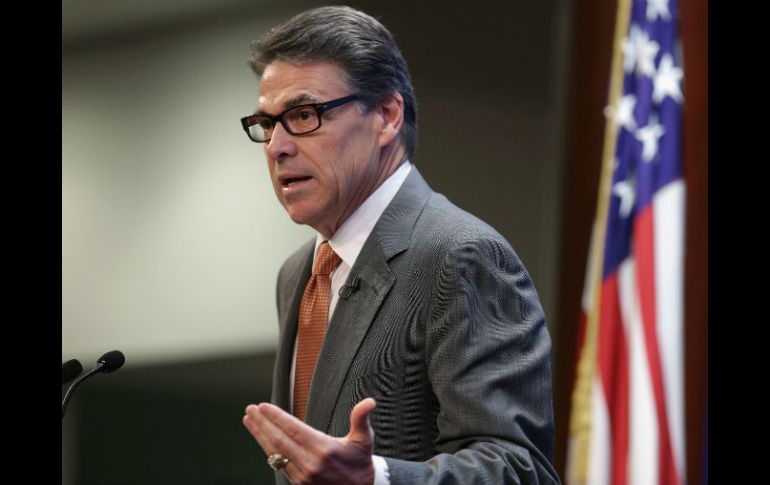 Rick Perry, gobernador de Texas, reconoce que sí hay preocupación por la frontera con México. AFP /