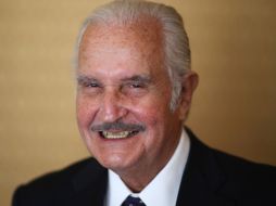 El libro 'Aura' con el que Carlos Fuentes se hizo acreedor del Premio Cervantes será subastado. ARCHIVO /