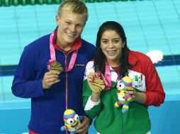 Alejandra Orozco obtuvo el oro junto con el noruego Daniel Jensen, en la prueba de clavados mixtos. ESPECIAL /