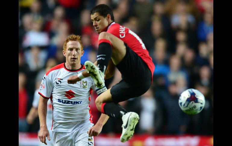 Javier Hernández estuvo en el partido que los Red Devils perdieron 4-0 con un equipo de tercera división. AP /