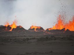 El río de lava alcanza un kilómetro de ancho y tres de largo con un grosor de varios metros. AFP /