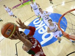 El basquetbolista lamenta la desconcentración de su equipo, aunque reconoce que los rivales han sido fuertes. AFP /