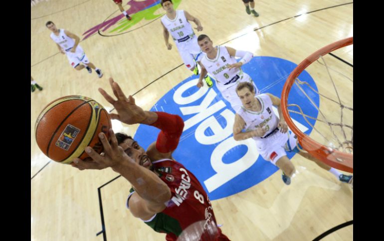 El basquetbolista lamenta la desconcentración de su equipo, aunque reconoce que los rivales han sido fuertes. AFP /