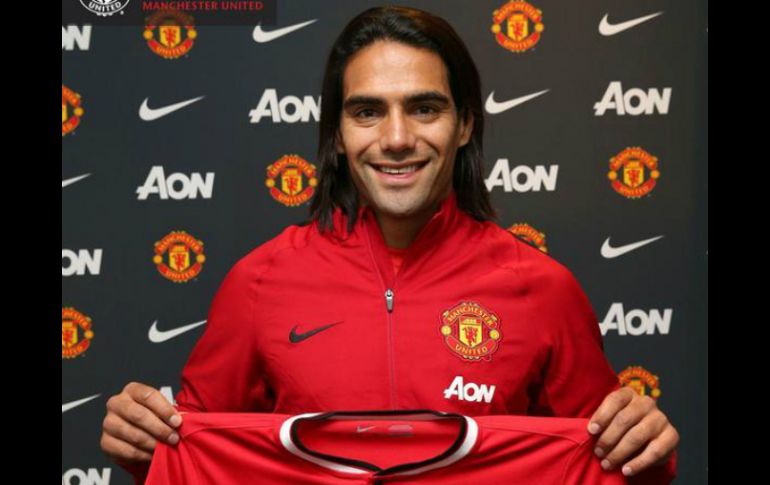 Radamel Falcao jugará en las filas de los Diablos Rojos. ESPECIAL /