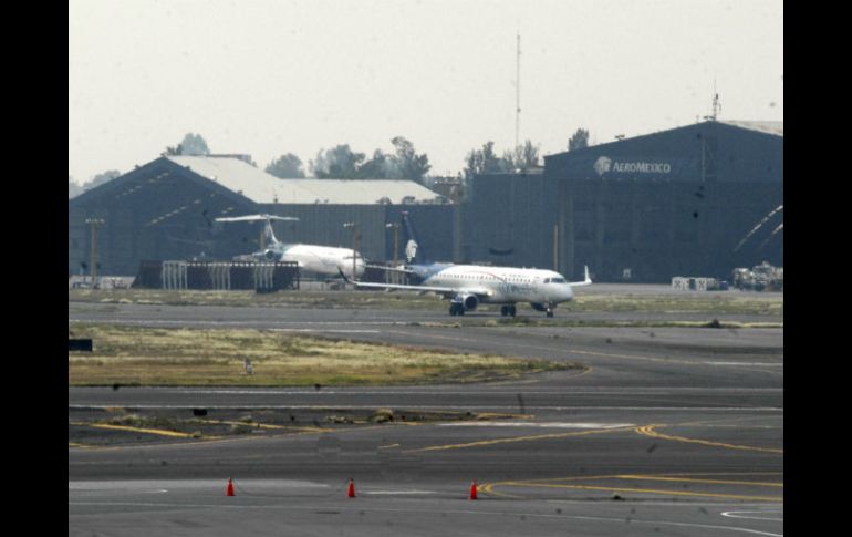 La obra resolverá el problema de saturación del Aeropuerto Internacional de la Ciudad de México. ARCHIVO /