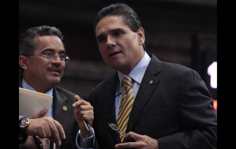 Silvano Aureoles durante la sesión ordinaria en el Congreso de la Unión de la LXII Legislatura. SUN /