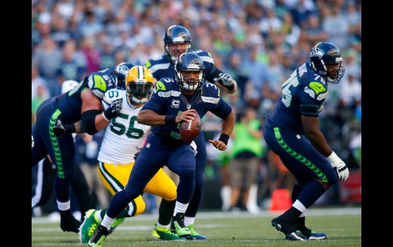 Los Halcones Marinos comenzaron mejorados la temporada de la NFL. AFP /