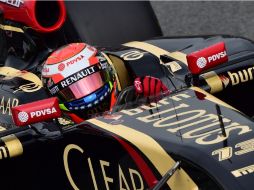 El piloto venezolano, Pastor Maldonado, es eliminado con un tiempo de 1:27.520. AFP /