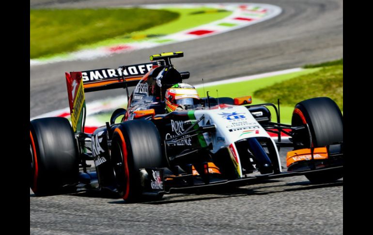 Sergio Pérez saldrá desde la décima posición en la quinta fila mañana, domingo, en el Gran Premio de Italia de Fórmula Uno. EFE /