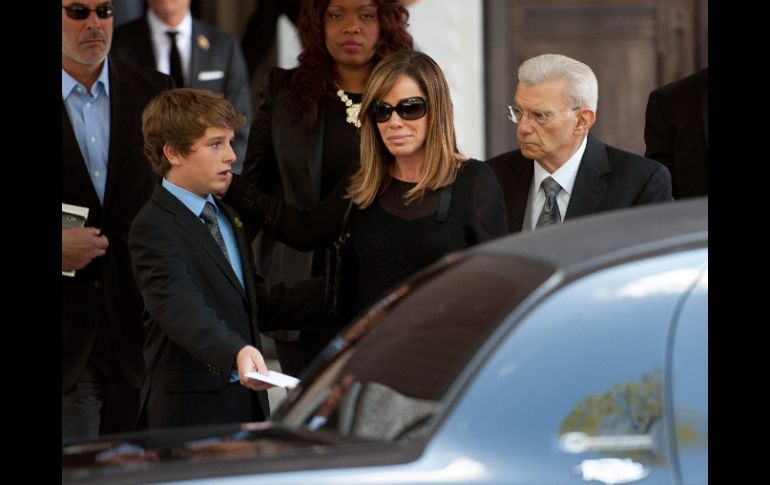 En la imagen, Melissa (hija de Rivers), en la ceremonia para despedir a su madre. AFP /