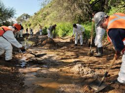 40 mil metros cúbicos de sulfato de cobre y otros desechos tóxicos fueron derramados en el río Sonora el mes pasado. SUN /