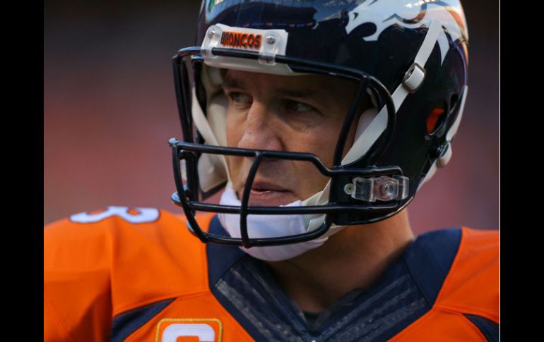 Peyton Manning rompió récords de más yardas por aire y pases de anotación la temporada pasada. AFP  J. Edmonds  /