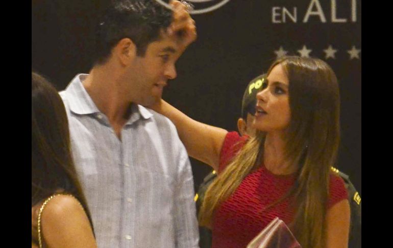 De mayo a la fecha, se dijo que Nick intentó recuperar el amor de Vergara. AFP ARCHIVO  /