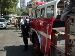 Elementos de los Bomberos acudieron al lugar para atender el hecho. EL INFORMADOR ARCHIVO  /