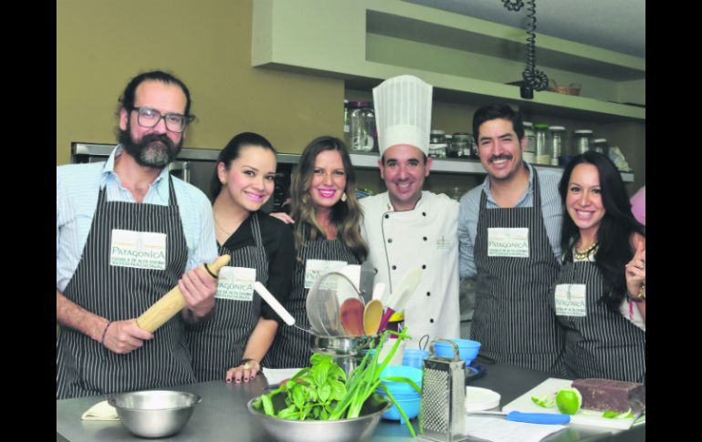 Oscar Naveja, Priscila Gómez, Maricarmen Cisneros, Federico Orueta, Carlos Guzmán y  Lizette Olivares. EL INFORMADOR  /