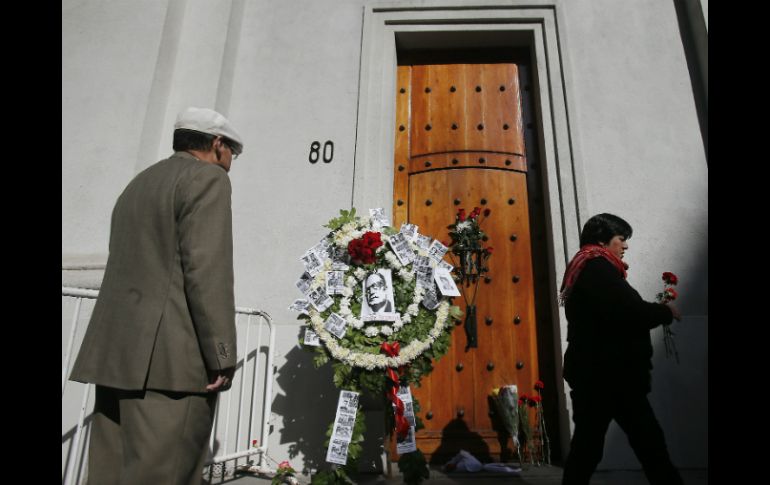 Chilenos recuerdan al ex presidente Salvador Allende, al conmemorar 41 años del golpe de Estado de Augusto Pinochet. EFE M. Ruiz  /