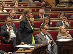 La suspensión de autonomía se puede hacer por incumplimiento constitucional, por mayoría absoluta en el Senado español. EFE T. Albir  /