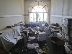 Vista de las afectaciones que dejó 'Odile' en un hotel en Los Cabos. AP V. Caivano  /