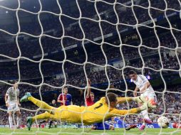 El cuarto gol fue obra de James Rodríguez, quien a los 23 años se estrenó en la Champions. AFP  J. Soriano.  /