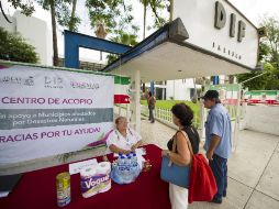 El sistema DIF Jalisco abre un centro de acopio afuera de sus instalaciones, ubicadas sobre Avenida Alcalde. EL INFORMADOR J. Mendoza  /