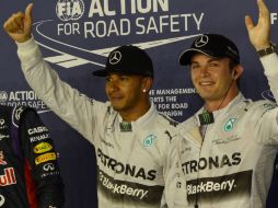 Lewis Hamilton y su compañero de equipo (Mercedes), Nico Rosberg, saldrán desde la primera fila. AFP  R. Gacad  /