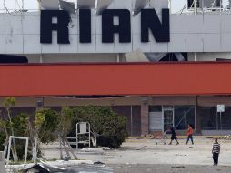 El huracán Odile deja hace una semana severas afectaciones en la península de Baja California. AFP A. Estrella  /