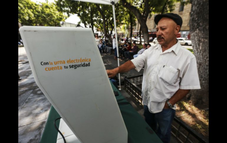 Hasta el día de ayer, unas 11 mil 500 personas participaron en la Consulta Ciudadana sobre el uso de mariguana. EL INFORMADOR / ARCHIVO