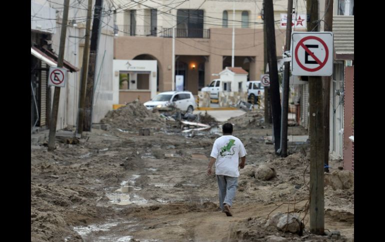 Vista de una calle afectada por 'Odile' en Cabo San Lucas. AFP / ARCHIVO