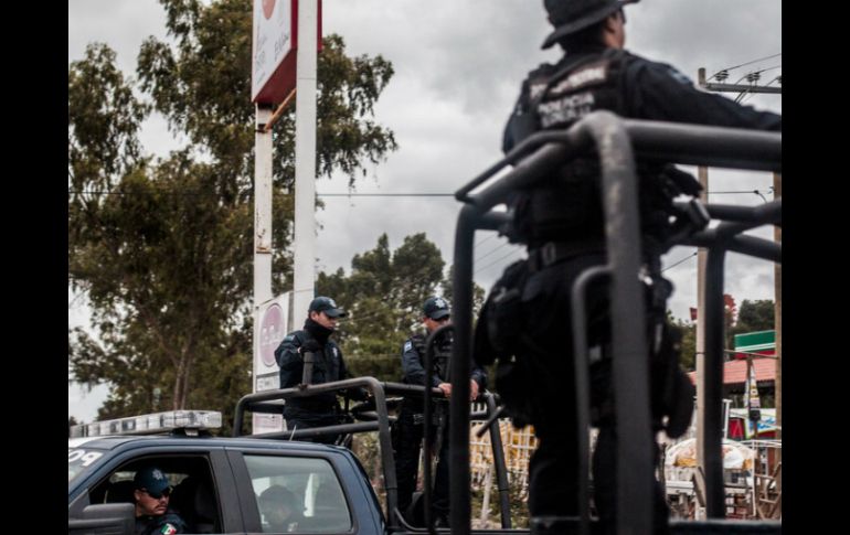 Los elementos policiacos mantienen vigilancia permanente para evitar el contacto del capo con cualquier persona. EL INFORMADOR / ARCHIVO