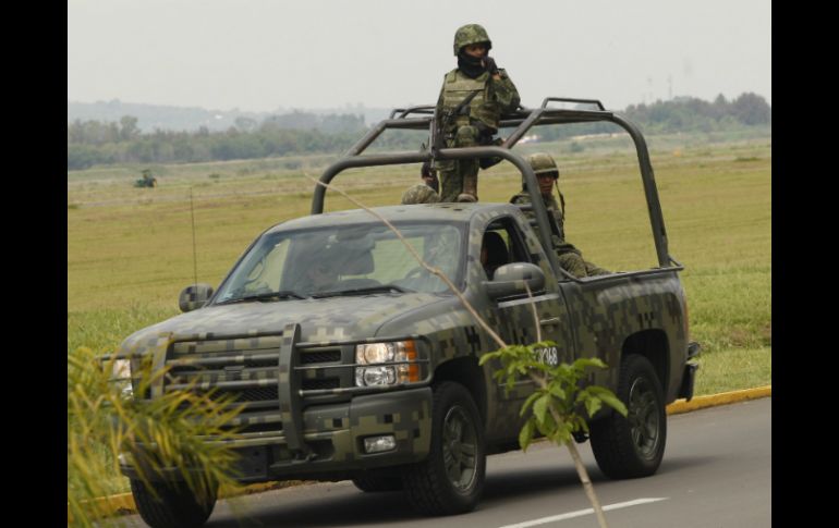 Personal militar patrullaba la zona cuando vio un convoy que llevaba personas armadas. EL INFORMADOR / ARCHIVO