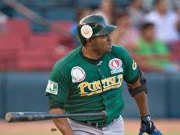 Sandy Madera participó en la Serie Final por el campeonato de la Liga Mexicana de Beisbol en la que perdieron los Pericos de Puebla. MEXSPORT / J. Martínez