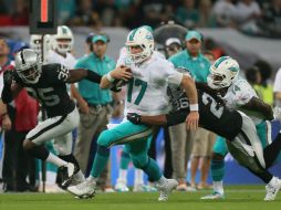 El quarterback enfrenta una tormenta mediática a lo largo de la semana porque su entrenador no confirmaba que sería el titular. EFE / K. Galvin