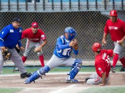 La Serie del Bajío continuará este lunes con su último encuentro en el estadio Domingo Santana, en León. TWITTER / @charrosbeisbol