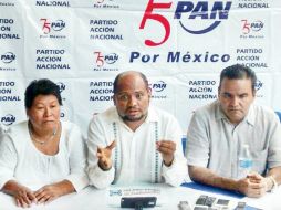 El secretario general del PAN en Guerrero, Braulio Zaragoza Maganda –al centro-, es asesinado a tiros. SUN / ARCHIVO