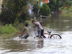 La tormenta de la madrugada del martes, dejó innumerables daños en varias colonias de la ZMG. EL INFORMADOR / M. Vargas